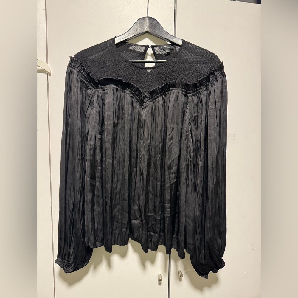 Current Air Black Pleated Off-Shoulder Blouse